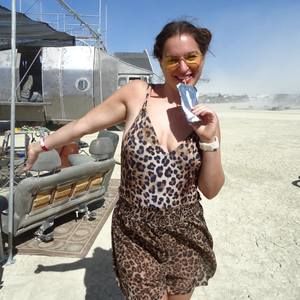 Meet your Posher, Lucy